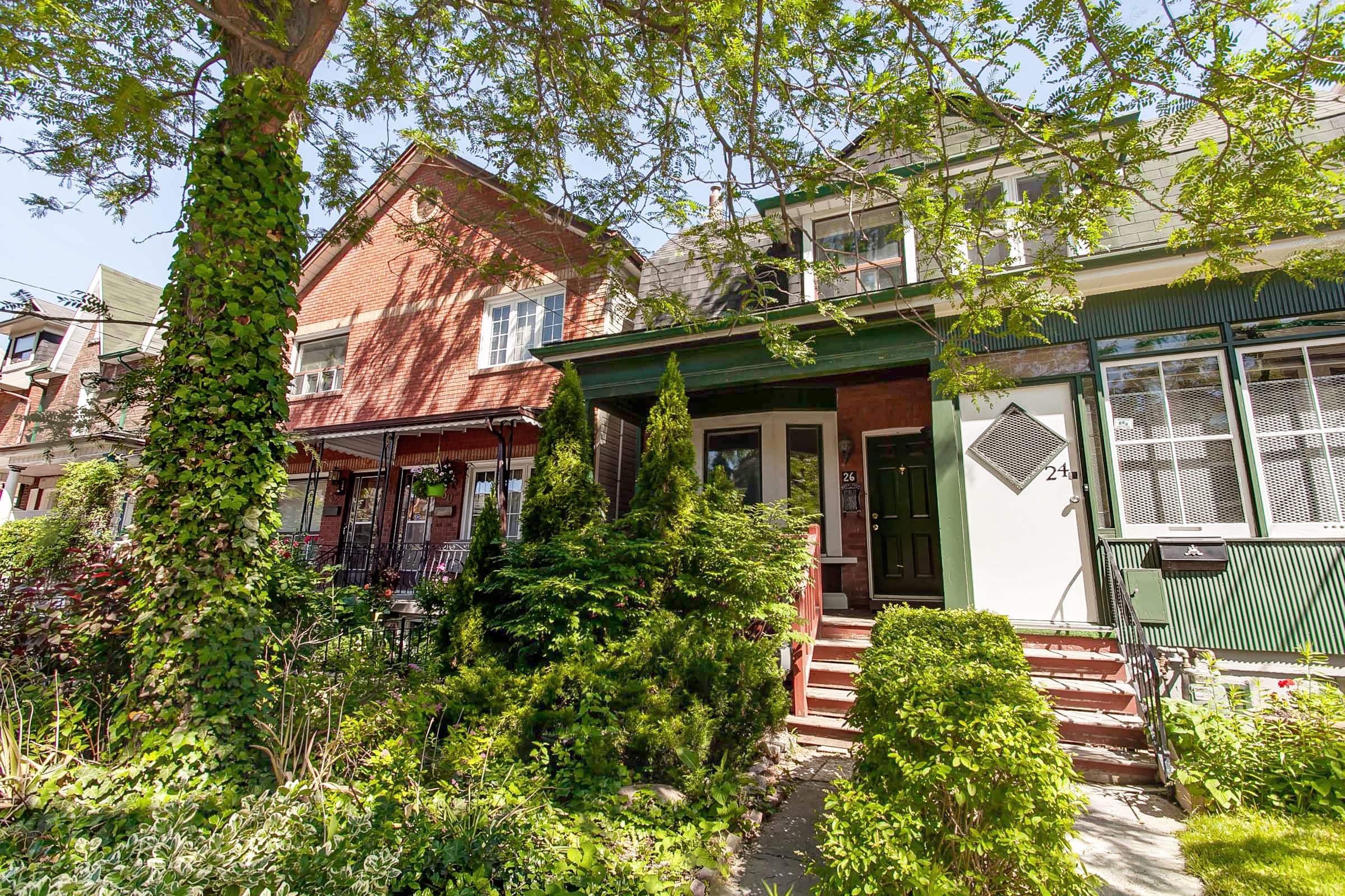 26 Muir Ave, Toronto - Home for Sale in Dufferin Grove | Kate Watson