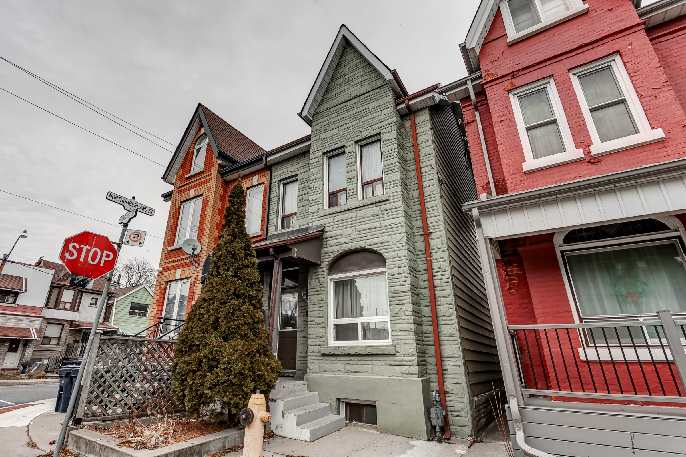 325 Concord Avenue: Toronto Home for Sale